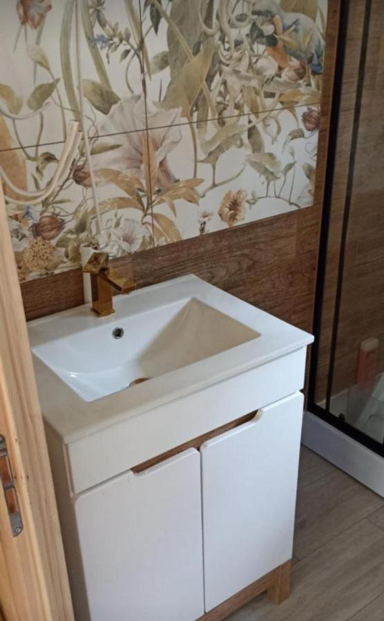Lesny Zakatek Malediwy Spa 야우르츠노 외부 사진