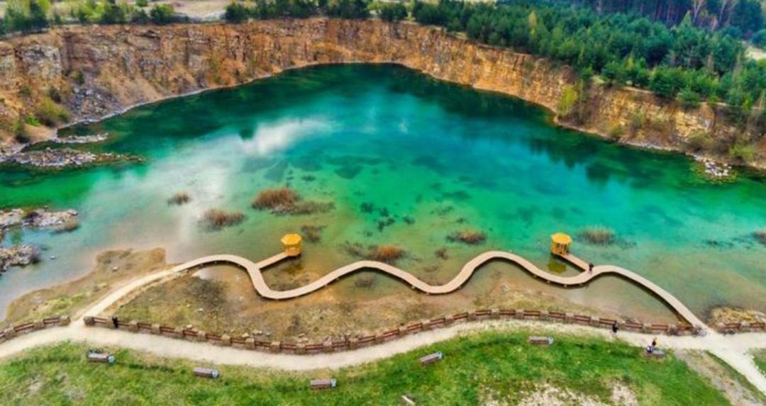 Lesny Zakatek Malediwy Spa 야우르츠노 외부 사진