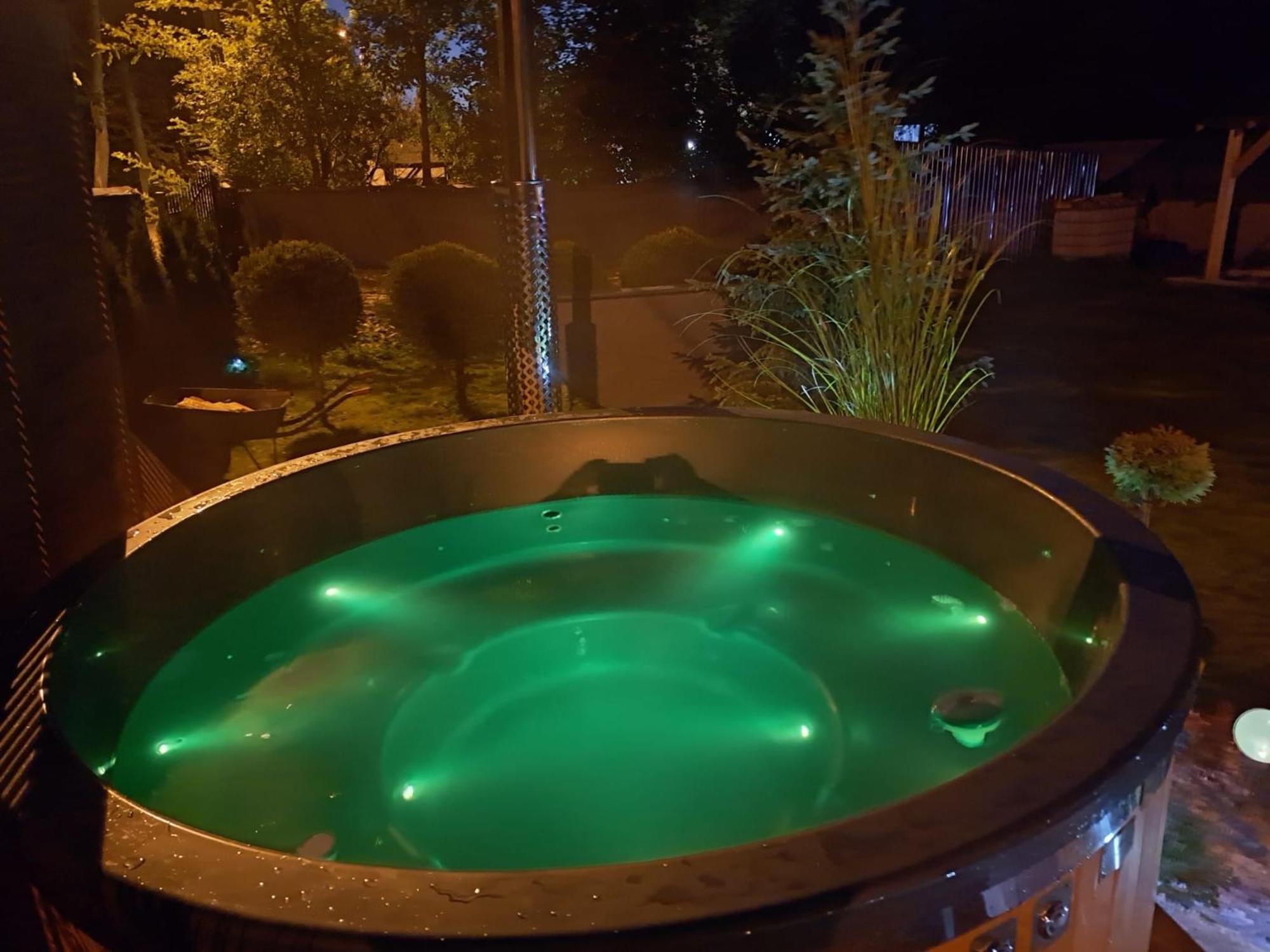 Lesny Zakatek Malediwy Spa 야우르츠노 외부 사진
