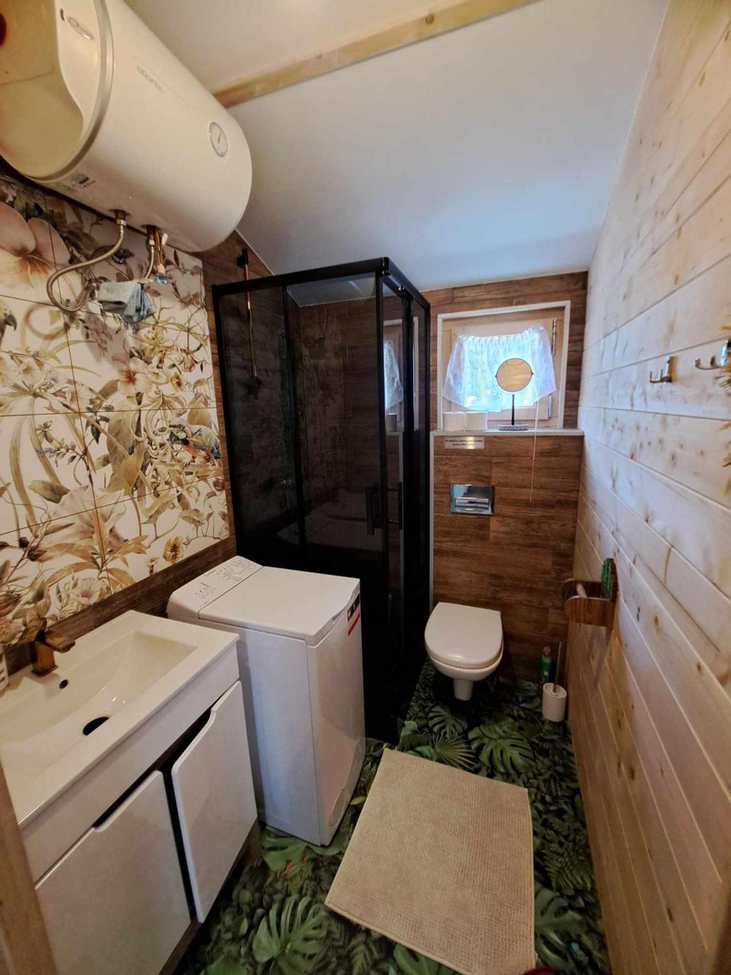 Lesny Zakatek Malediwy Spa 야우르츠노 외부 사진